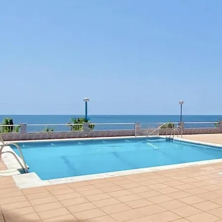 Casa Nalu Beachfront With Sea Views And Pool Almunecar