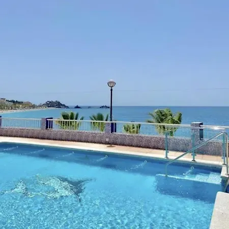 Apartment Casa Nalu Beachfront With Sea Views And Pool *