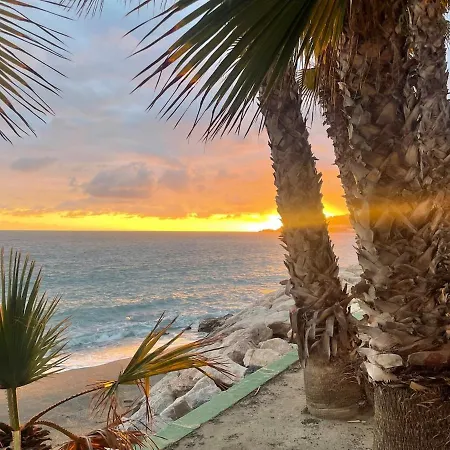 Casa Nalu Beachfront With Sea Views And Pool Apartment Almunecar