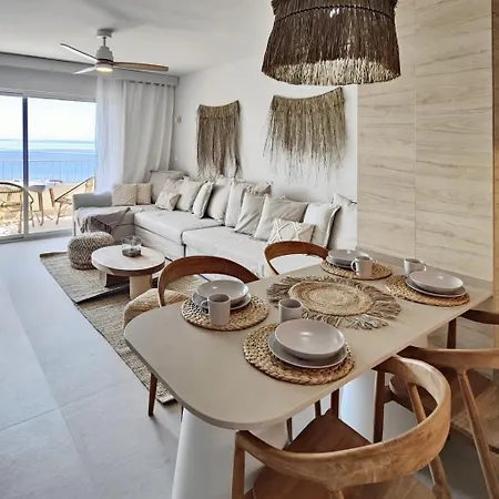 Casa Nalu Beachfront With Sea Views And Pool Apartment *
